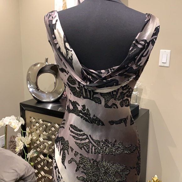 Special Dress - Picture 16 of 17